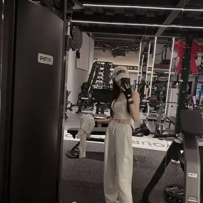王娜